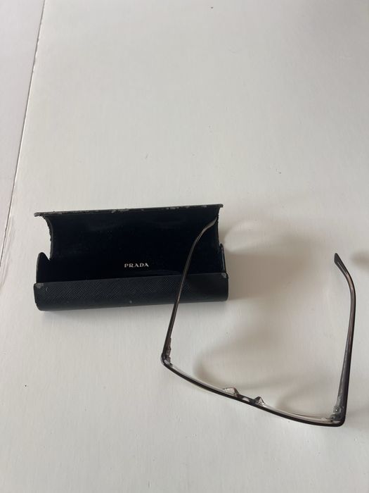 Armação de oculos de grau Prada