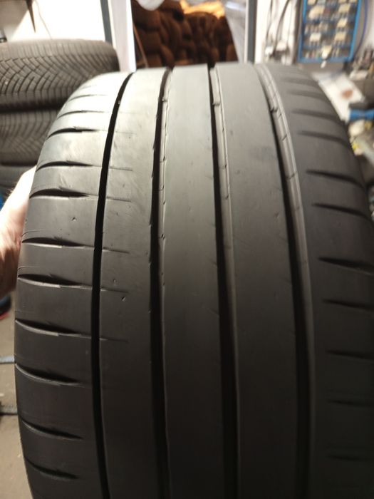 Opony letnie 275/40/19