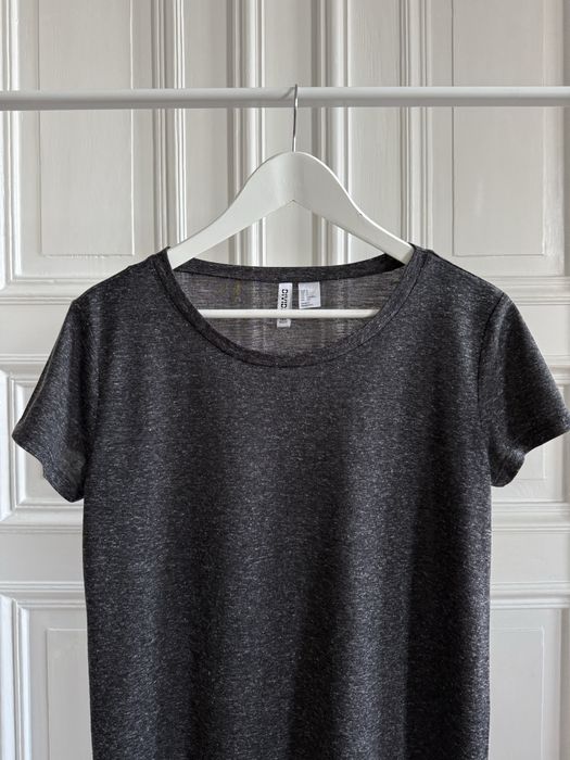 H&M Divided Tsirt - tshirt