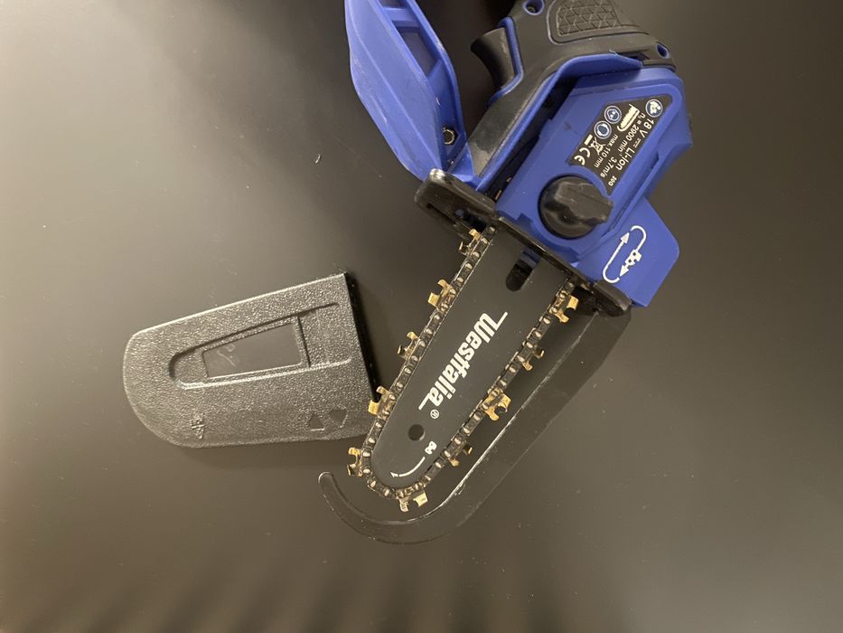 Piła łańcuchowa Westfalia na akumulatory Parkside