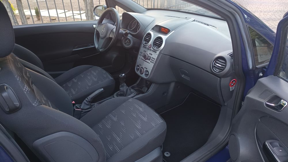 Opel Corsa sprawna KLIMA