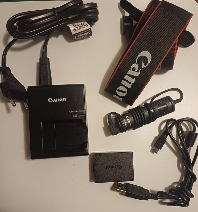 Canon 1100d mały przebieg wężyk 2 baterie