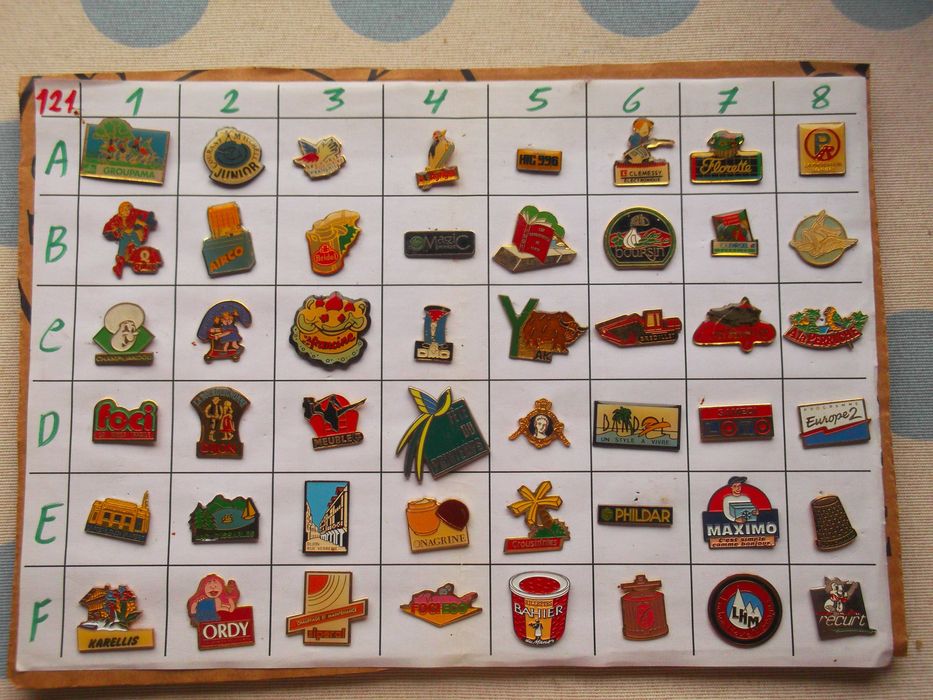 Pins  variados a 0.20€