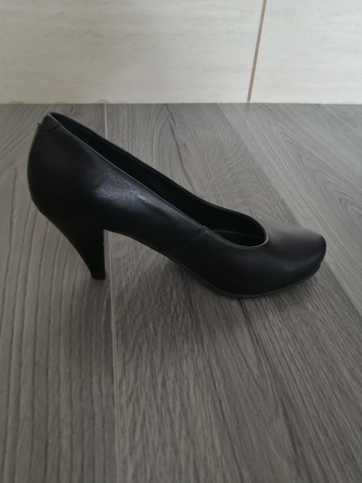 Półbuty Lasocki 36 czarne