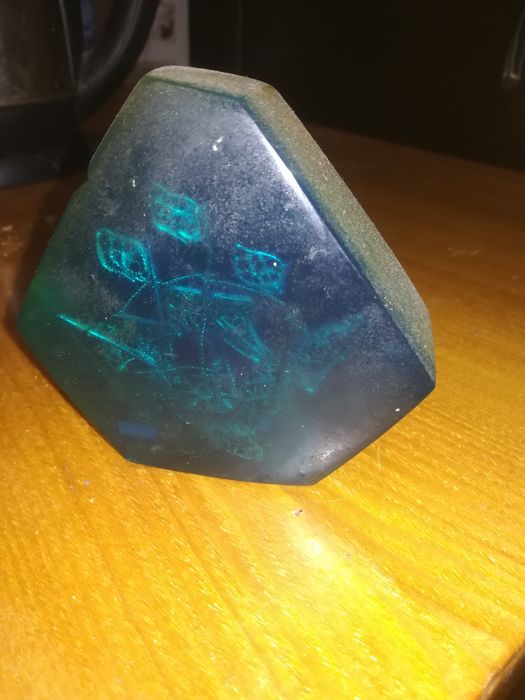 Продам прес  папье,,, винтажный