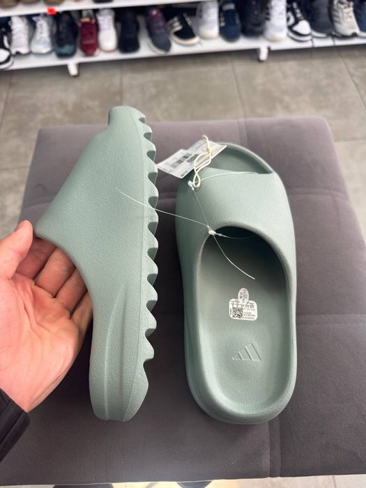 ОРИГІНАЛ 100% Тапочки Adidas Yeezy Slides Grey ID5480 43