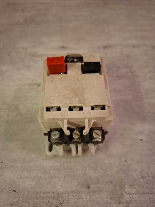 Wyłącznik silnikowy M611