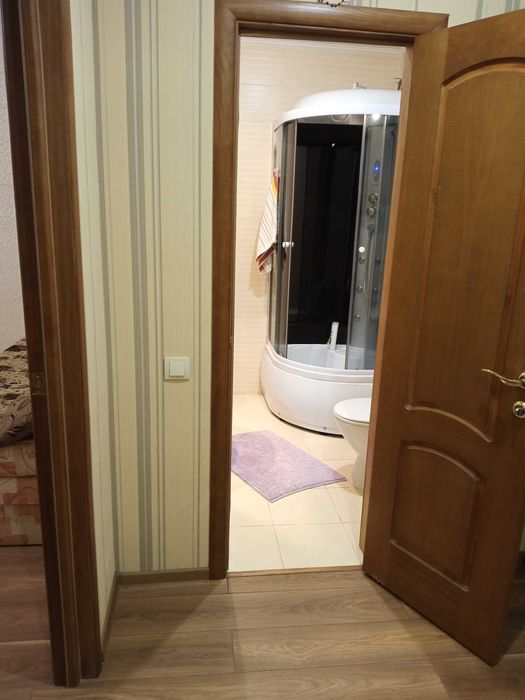 Посуточно 1к Бучанский парк рядом, для дружной семьи