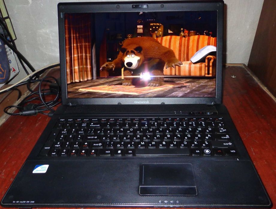 Lenovo G560- хороший, робочий ноутбук.