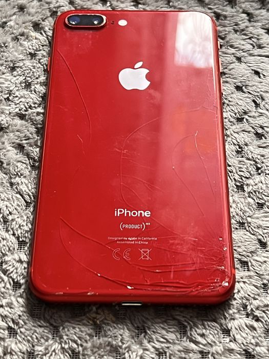 iPhone 8 Plus  wersja Red