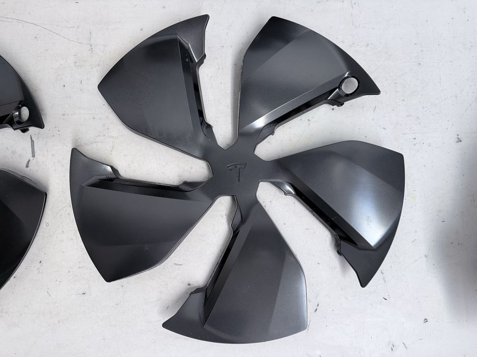 Колпаки Tesla Model Y Juniper R19