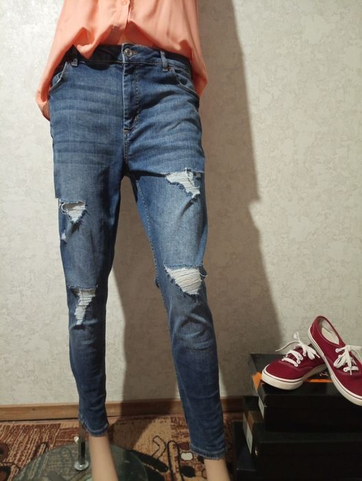 Джинси бойфренди в дирки