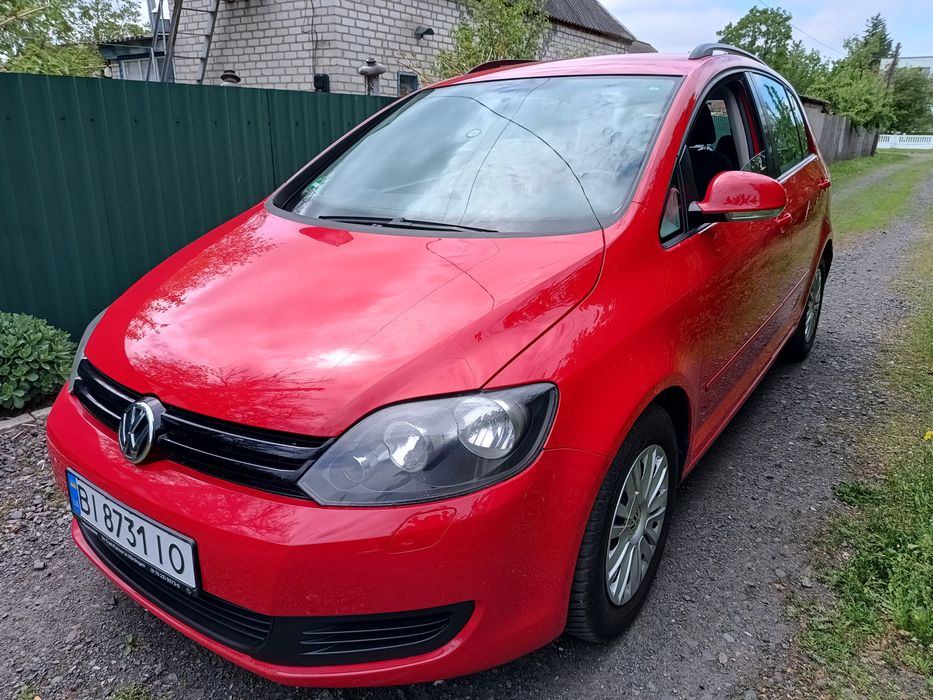 Volkswagen Golf + 6 Фольксваген Гольф плюс 2011року 1.6 mpi Нефарбована Відмінний стан