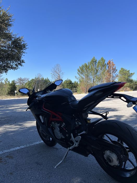 MV Agusta F3 800
