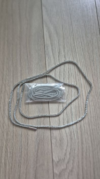 Świecące sznurówki z kryształkami 120 cm