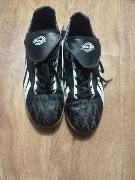 Футзальні кросівки 40розмір