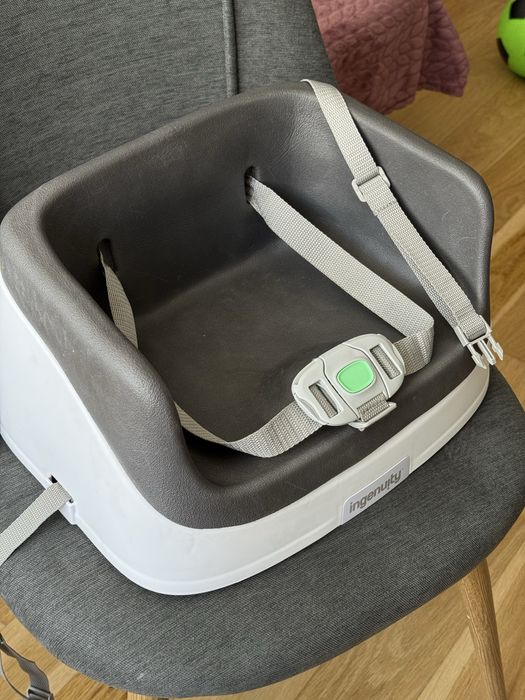Assento elevatório Ingenuity para bebé