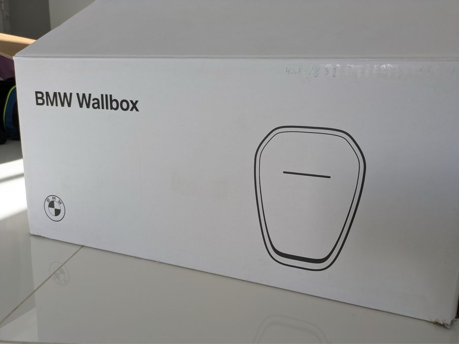 BMW Wallbox Gen4 7,4 kW com Cabo RZ1-K – Como Nova