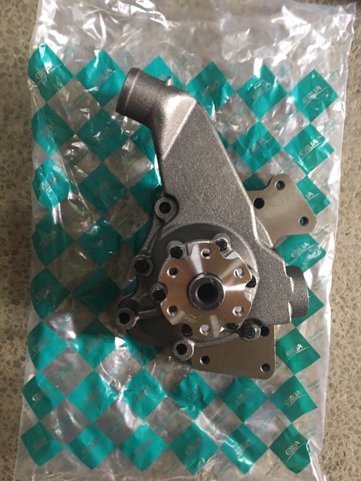 Помпа водяная Mercedes 609, 611, 709, 711, 809, 811, 814, 817, 1117...