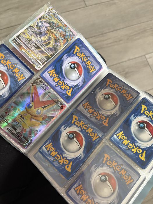 Albumy, karty pokemon