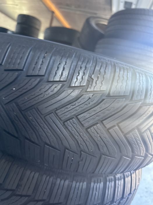 Шини резина колеса 205 55 16 michelin alpin6