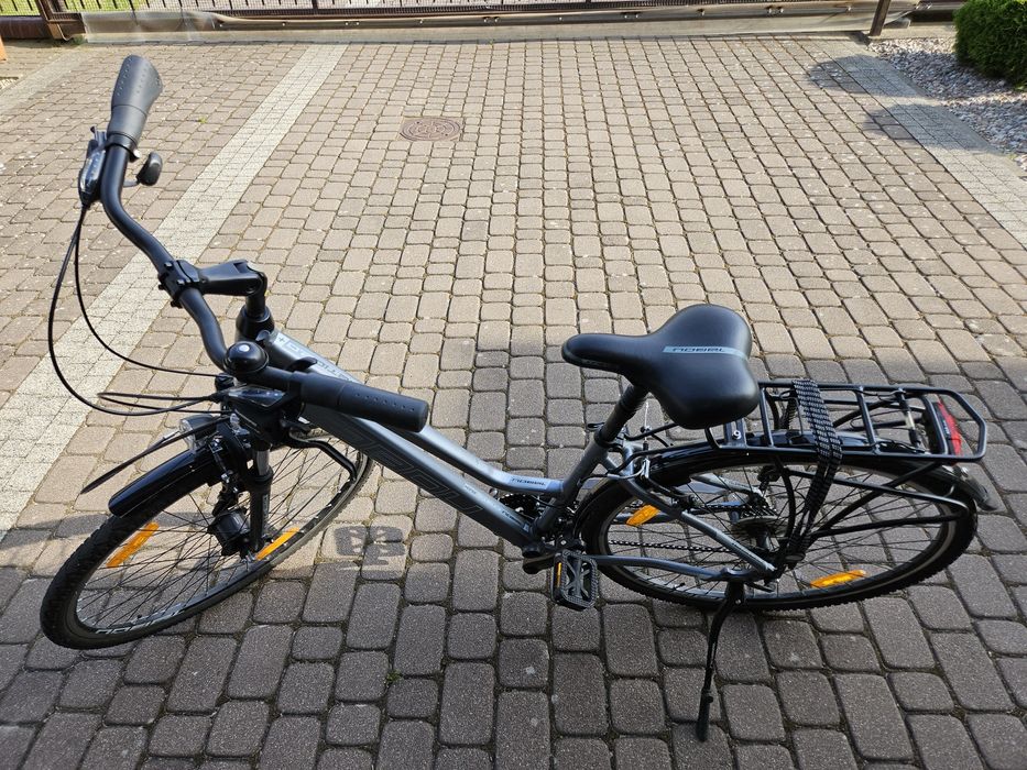 Rower trekkingowy Tabou Kinetic 2.0 PLUS dla kobiet, rama 17 ", szary