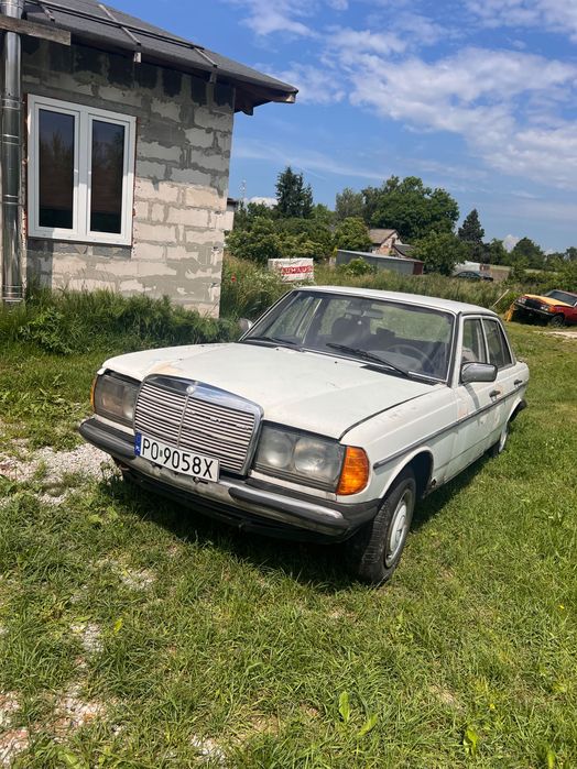 Mercedes W 123 Diesel