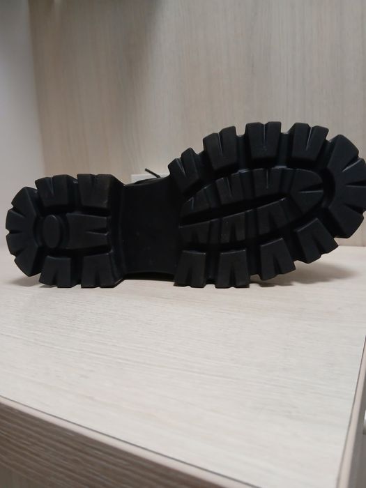 Ботинки женские зимние