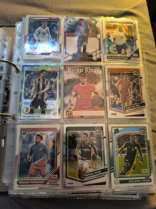 Vendo cromos Panini futebol basquetebol