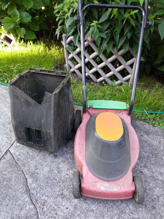 Kosiarka elektryczna Agroma - 1000W 33 cm - sprawna