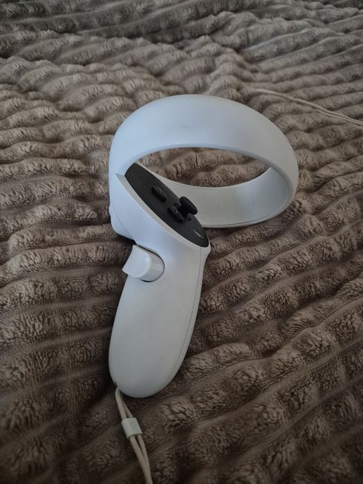 Oculus quest 2 vr окуляри як нові с кріпленням elite strap