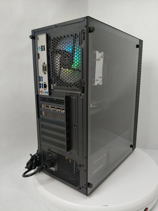 Komputer do Gier,Ryzen 5 5500,32 GB RAM, RTX 5060, SSD, Win 11