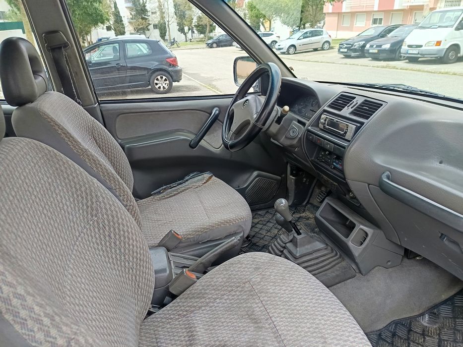 Nissan Terrano 2.7 SLX 100CV