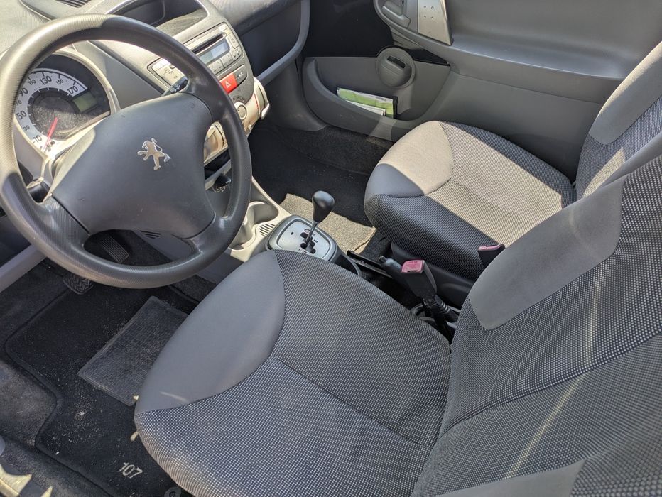 Peugeot 107 automático