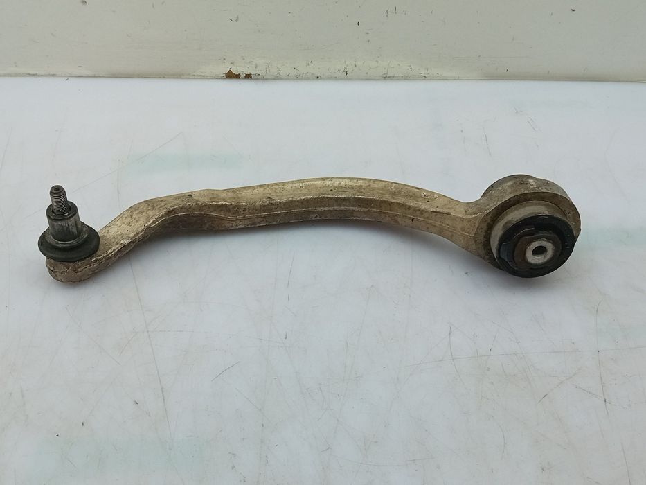 Braço de suspensão frente direito AUDI A4 Avant (8E5, B6)