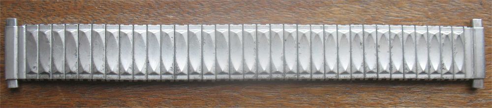 Vintage Adjustable Lamp Brand Watch Bracelet - 16-18mm