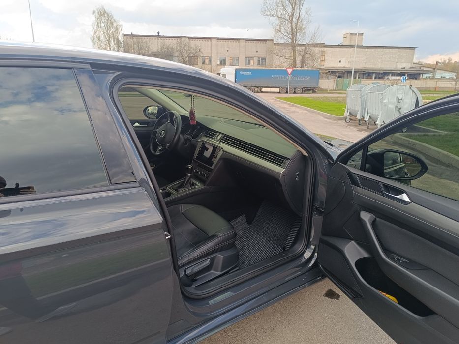 Продам Volkswagen passat b8.