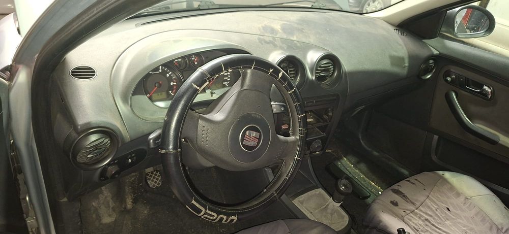 Seat Ibiza 6l 1.2 12v para pecas
Ref:azq
