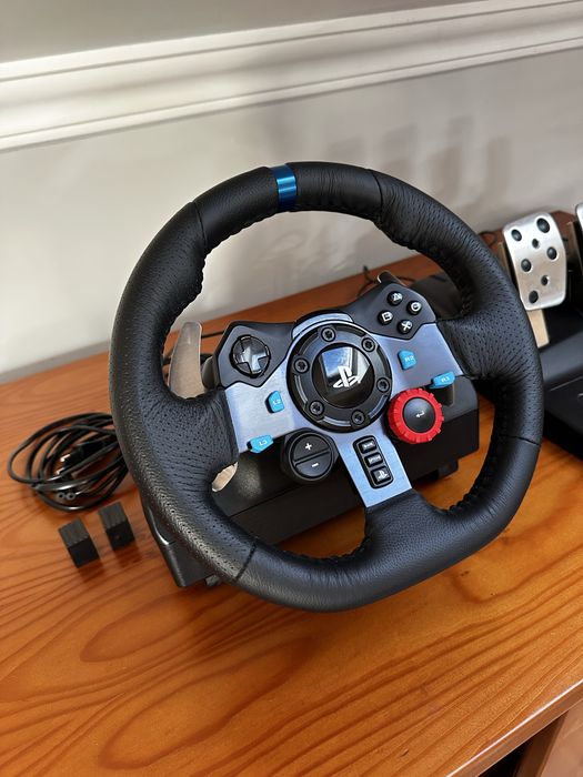 Volante Logitech G29 Driving Force + Pedais PS5/PS4/PC - como novo
