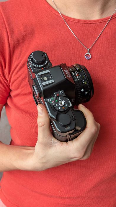 Фотоапарат Ricoh KR-10 (Sears KX-P) з об'єктивом 50 мм f 2.0