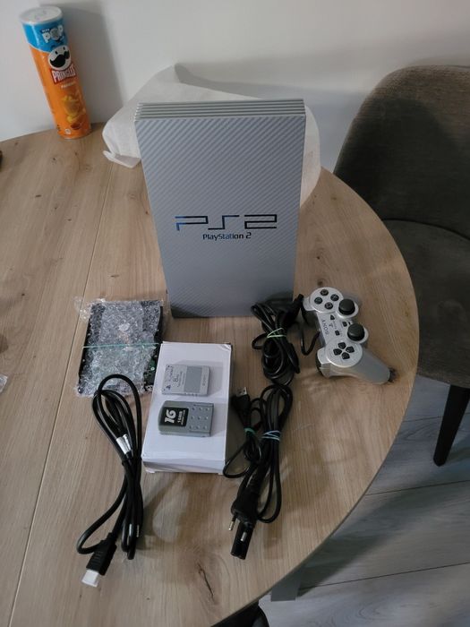 Konsola ps2 plus dysk