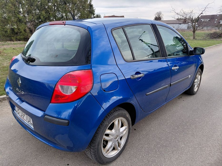 Renault Clio 2008r 1.5cm spalanie 4.5l/100KM super stan