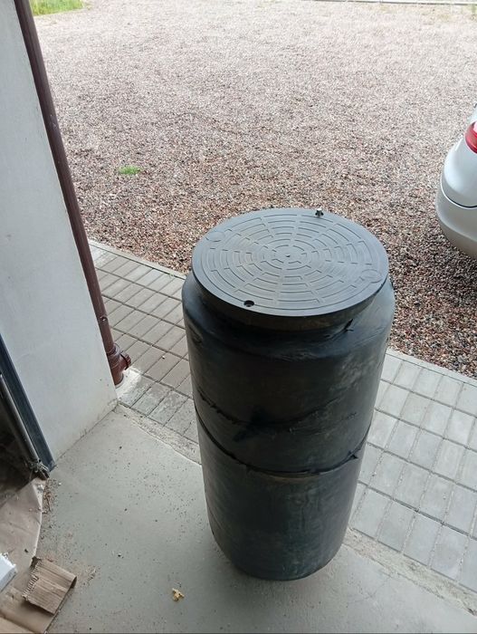 Studzienka wodomierza  wodna  z atestem