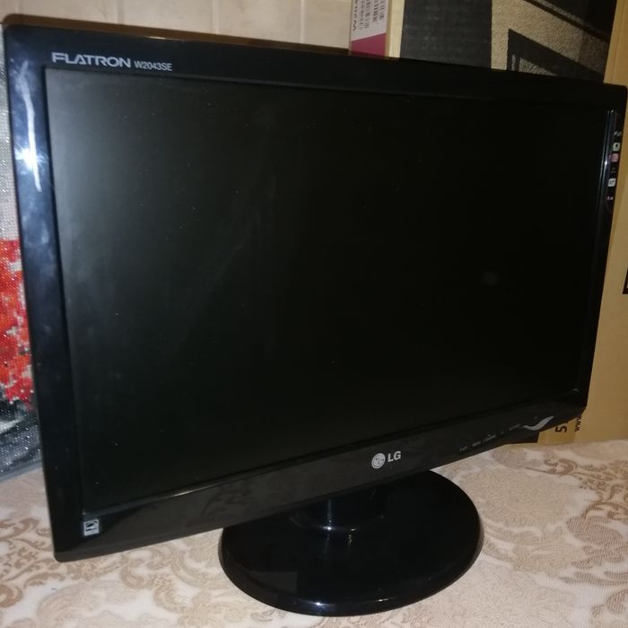 Монитор LG FLATRON W2043SE