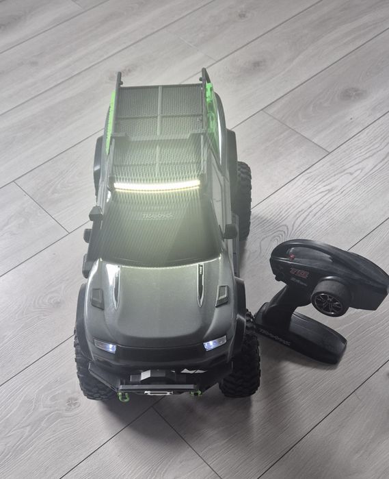 Model RC Traxxas TRX-4 Sport 1/10