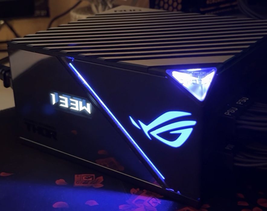 блок питания ASUS ROG Thor 850W Platinum II (с OLED-экраном)