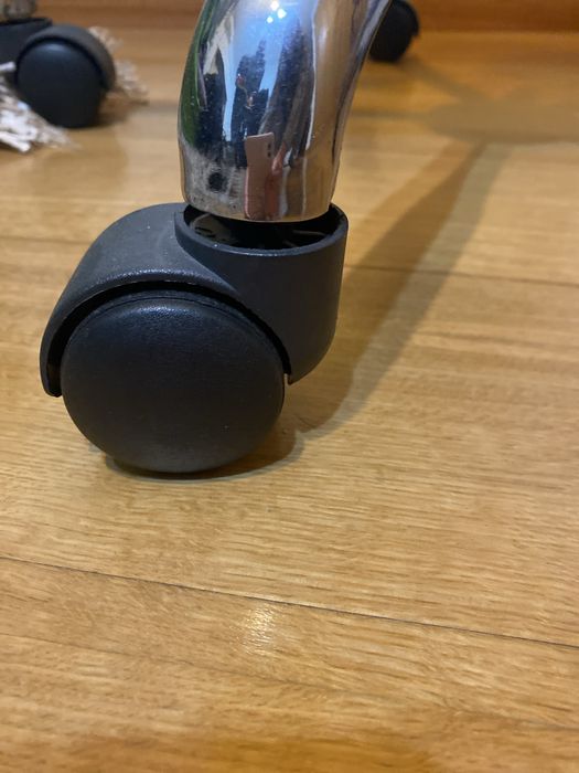 Cadeira escritório laranja