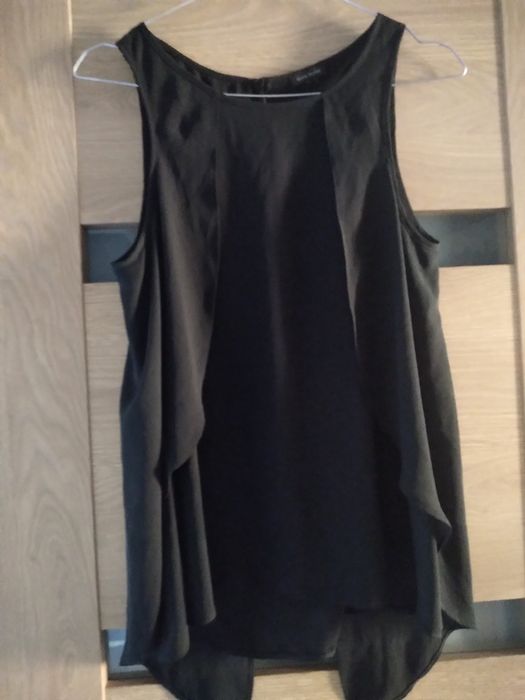 Fajna czarna bluzeczka rozmiar XS/S,  biust 84cm.