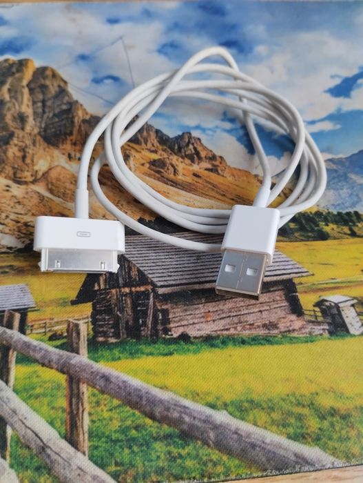 Оригінальний кабель Apple 30-pin USB (для iPhone 4 / iPad 2)
Продам ор