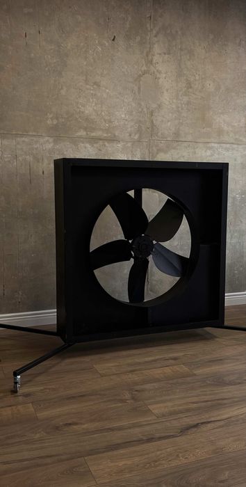 Промисловий вентилятор з редуктором і двигуном proMotor